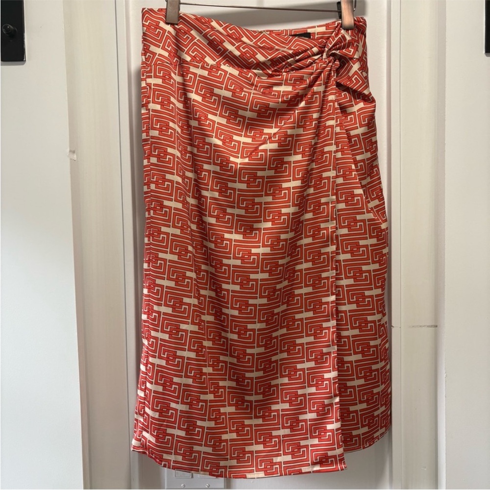 Ann Taylor Geometric knot  Skirt sz 8